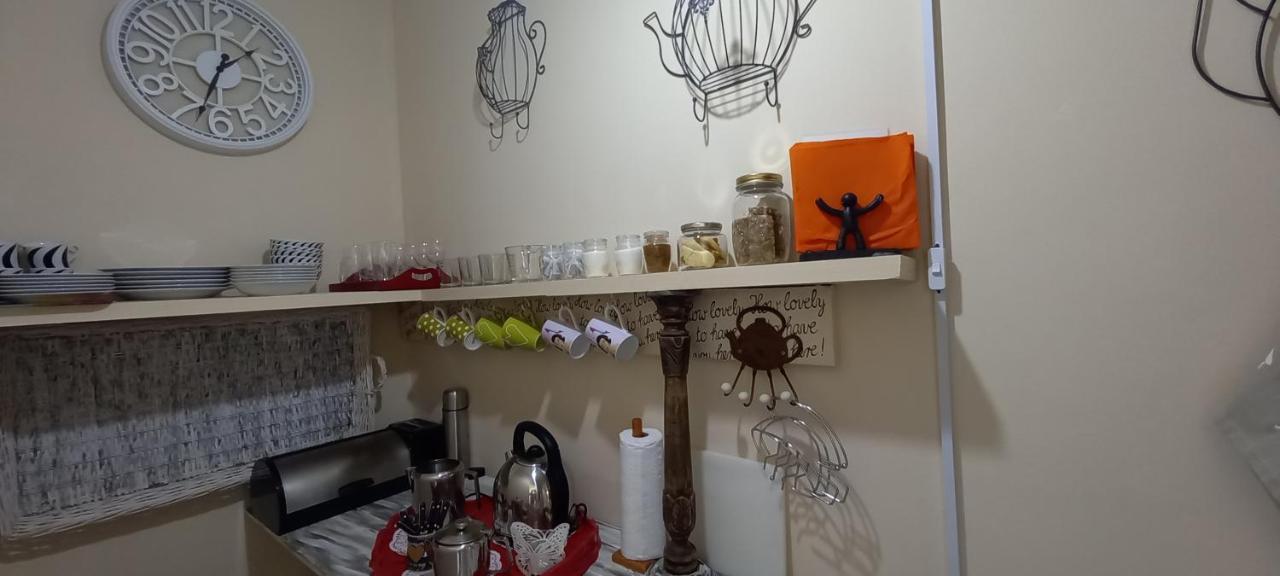 Mitat Guesthouse Бофорт Уест Екстериор снимка