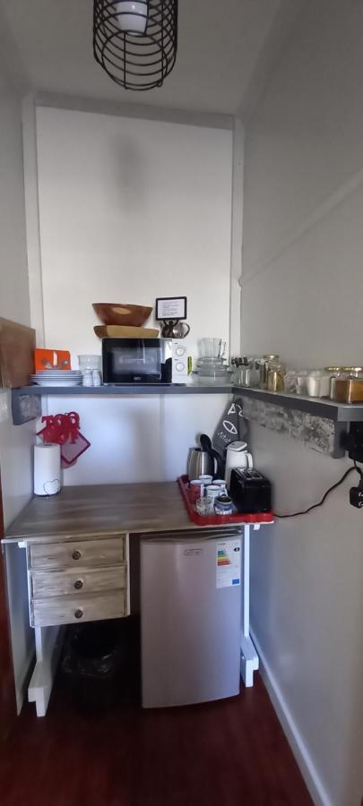 Mitat Guesthouse Бофорт Уест Екстериор снимка