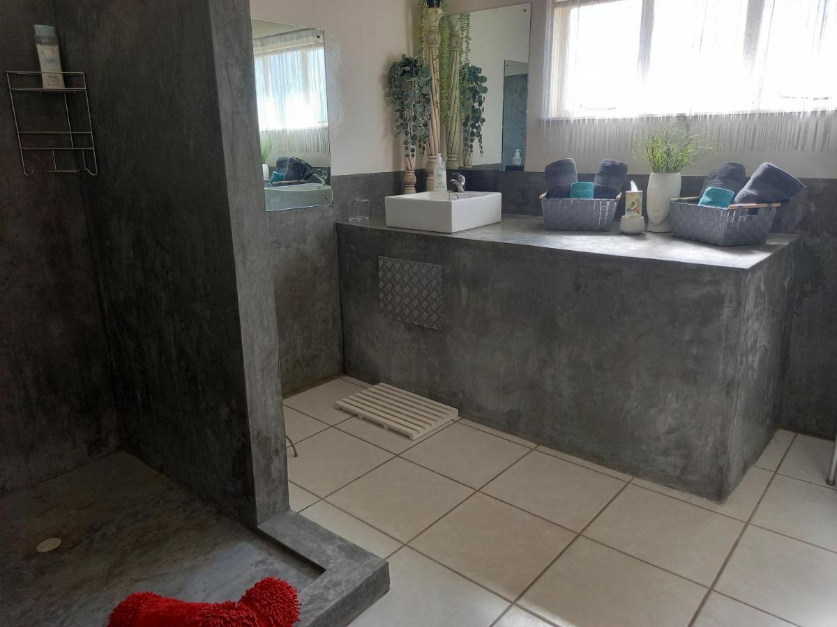 Mitat Guesthouse Бофорт Уест Екстериор снимка
