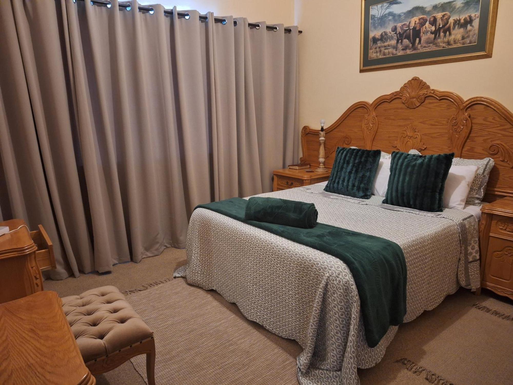 Mitat Guesthouse Бофорт Уест Екстериор снимка